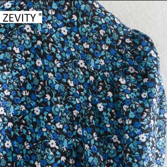 Blue Ditsy Floral Mini Ruched Dress - Picture 4 of 9